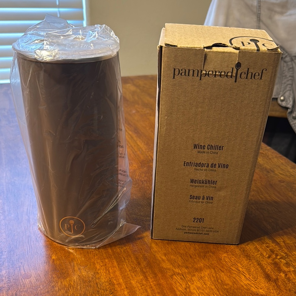 Pampered Chef Wine Chiller